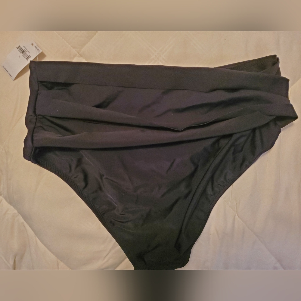 NWT Old Navy classic black swim bottoms